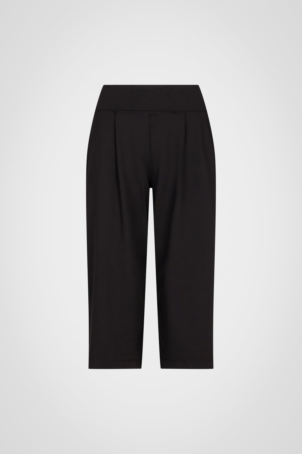 Avenza Pleated Capri