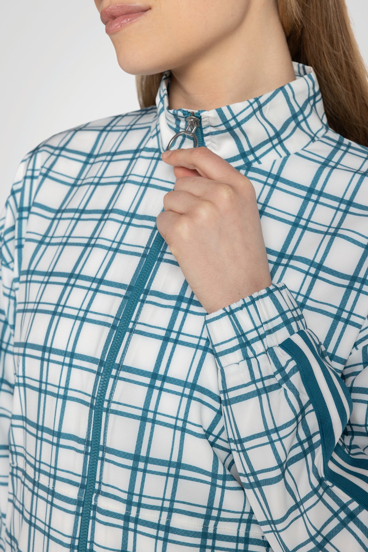 CourseFlow Mock Neck Jacket