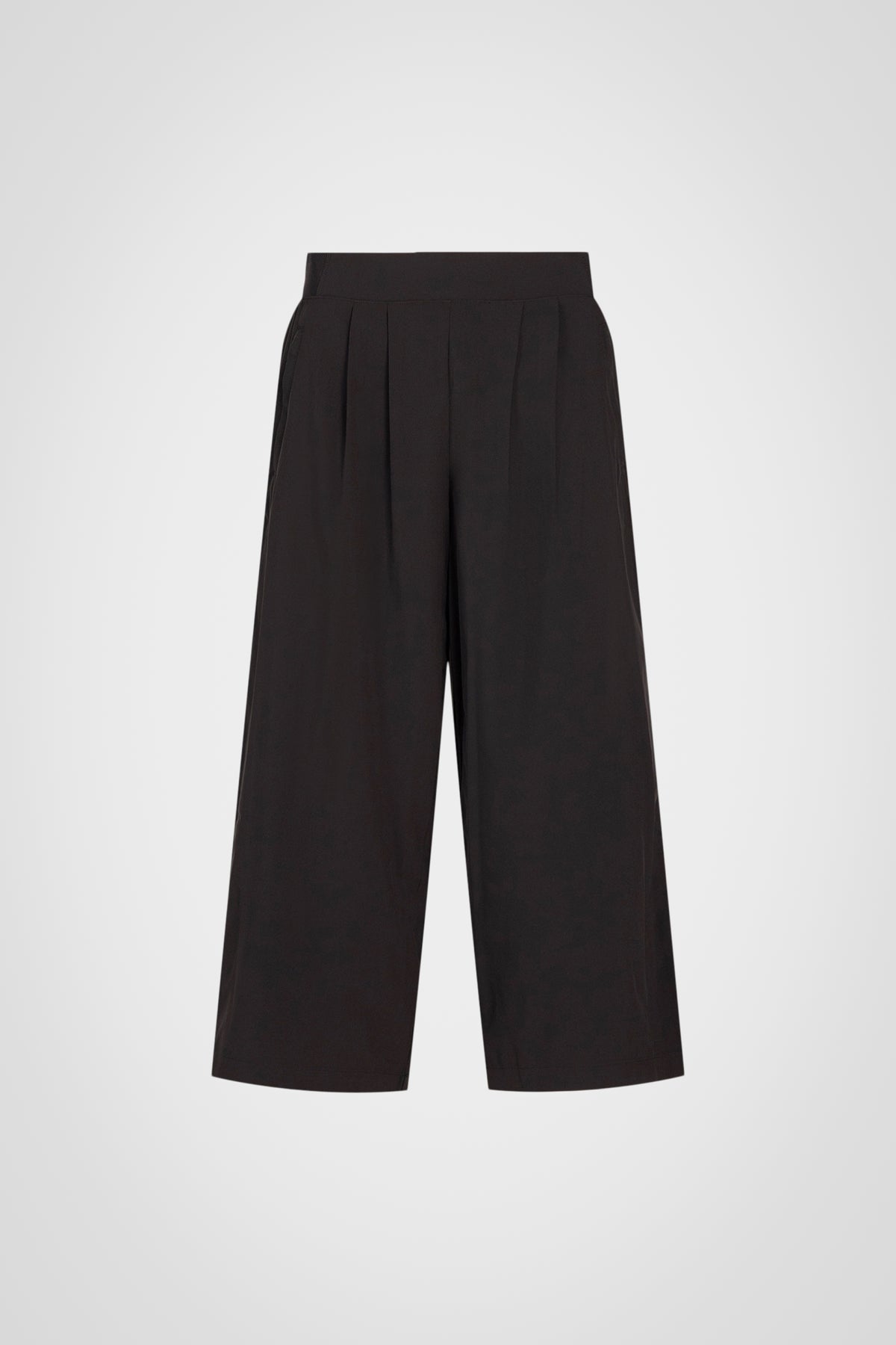 BreezeFlow Wide Leg Capri