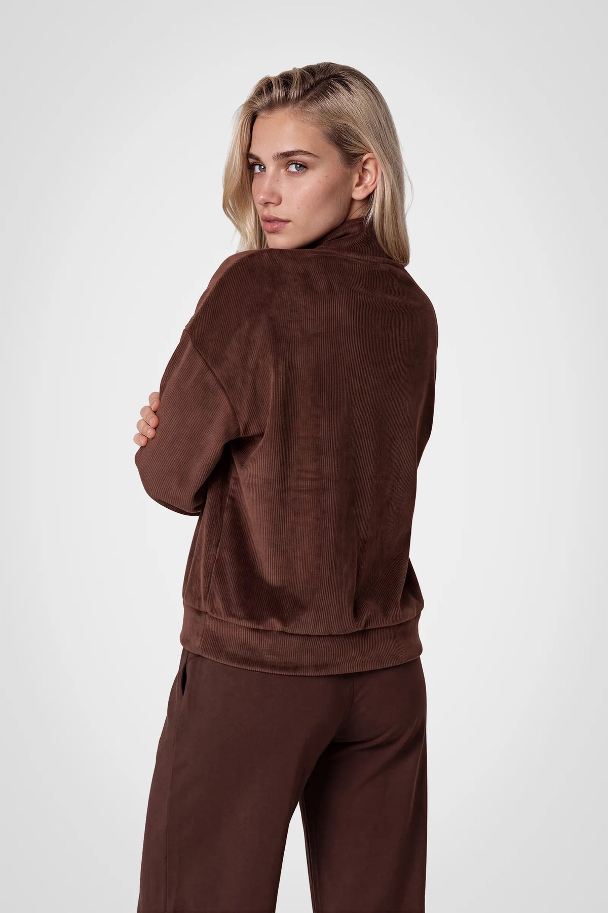 Avelisse Rib Velour Quarter-Zip Pullover