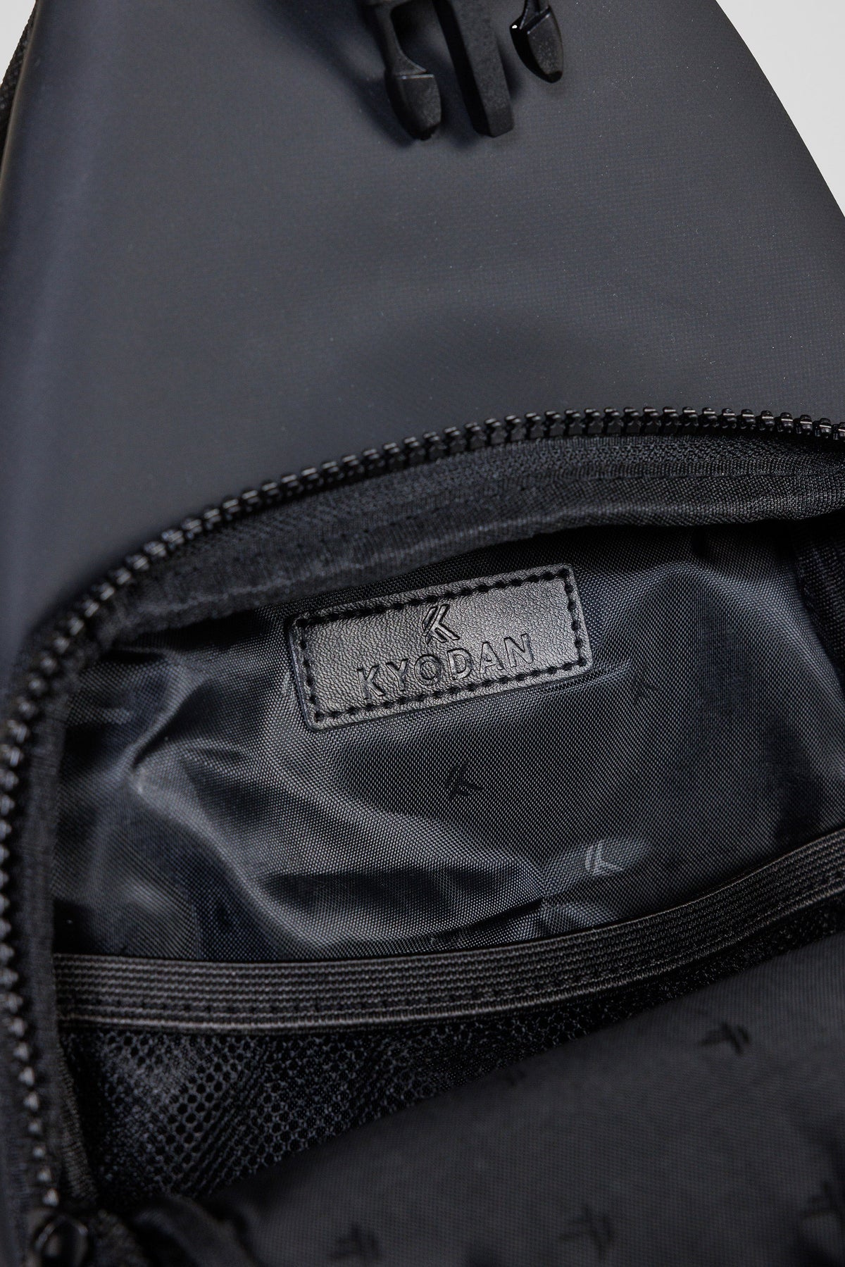 Sling Crossbody Pack