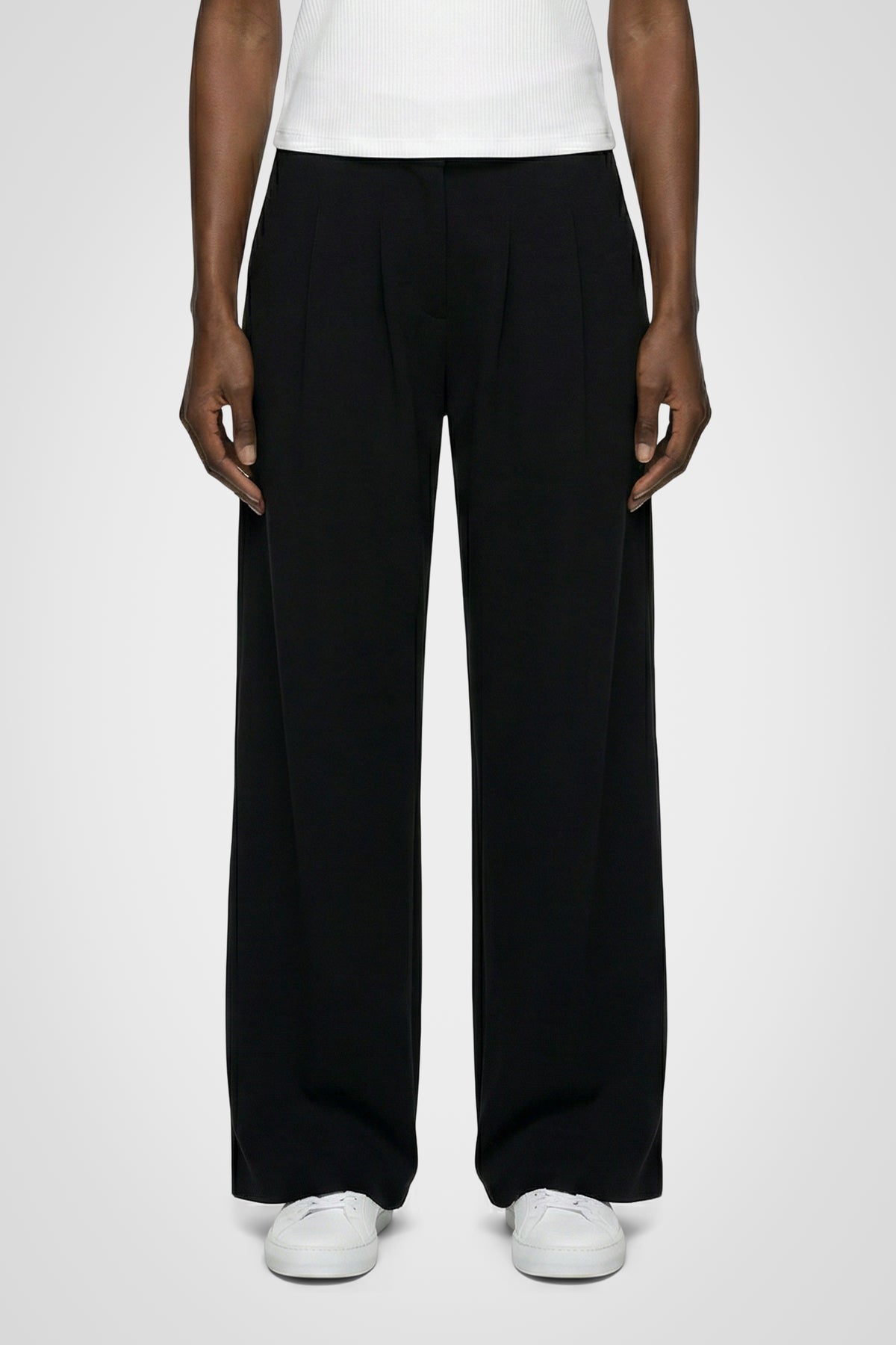 SoftForm Wide Leg Pant