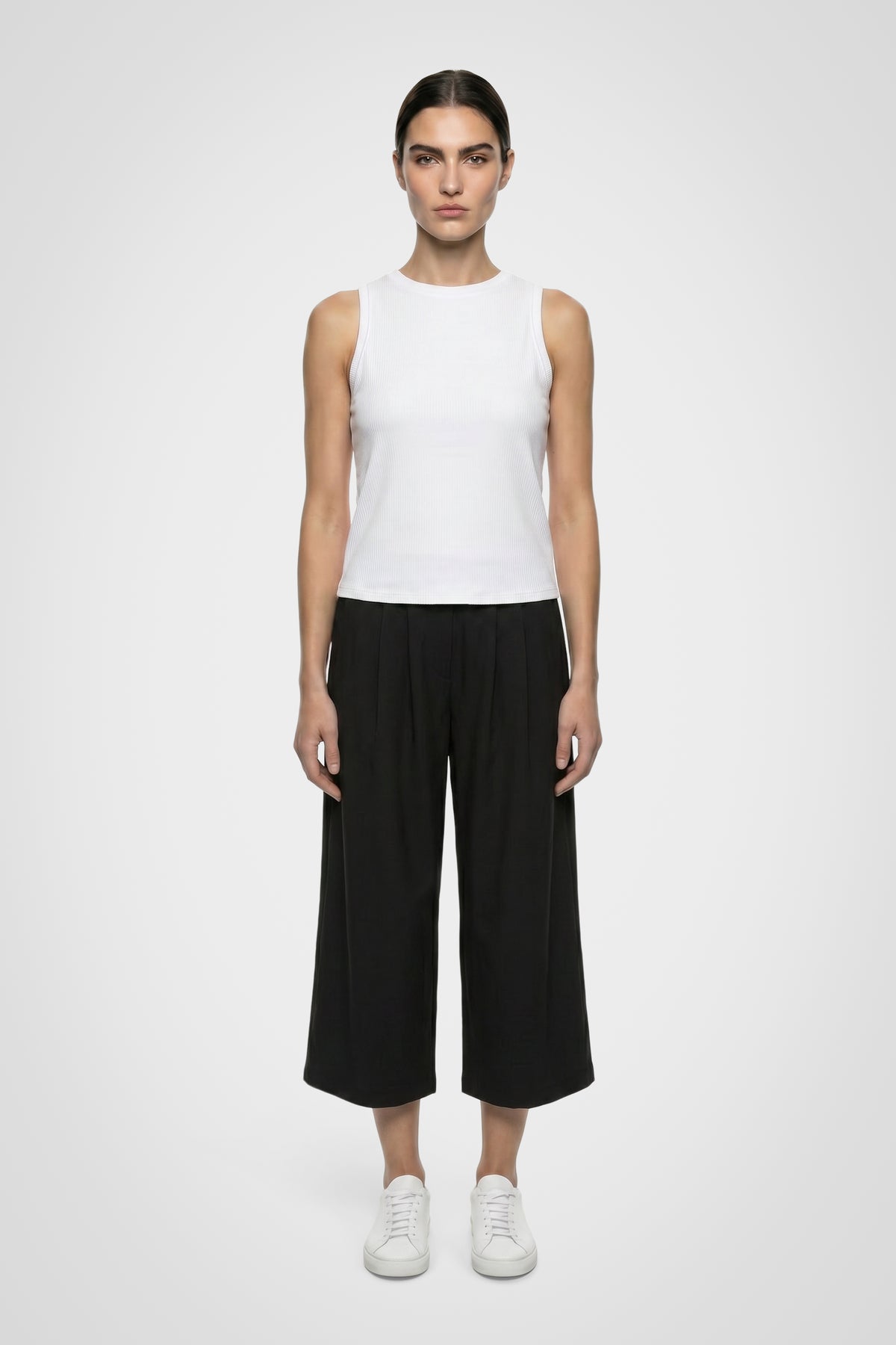 BreezeFlow Wide Leg Capri