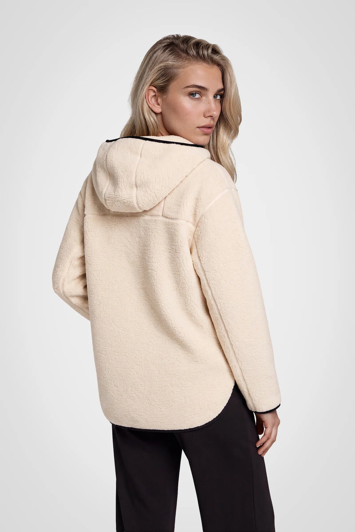 Norvessa Hooded Sherpa Jacket