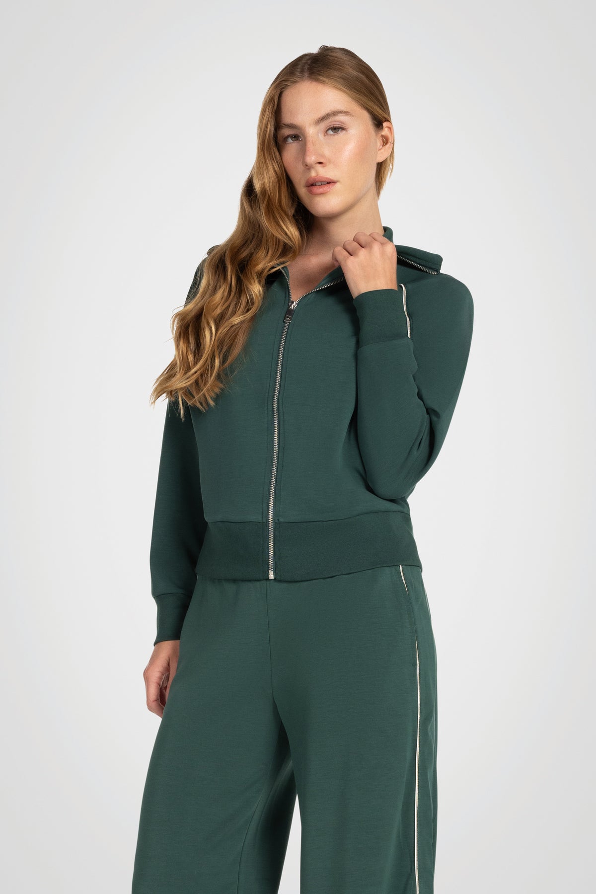 Wildline Track Jacket