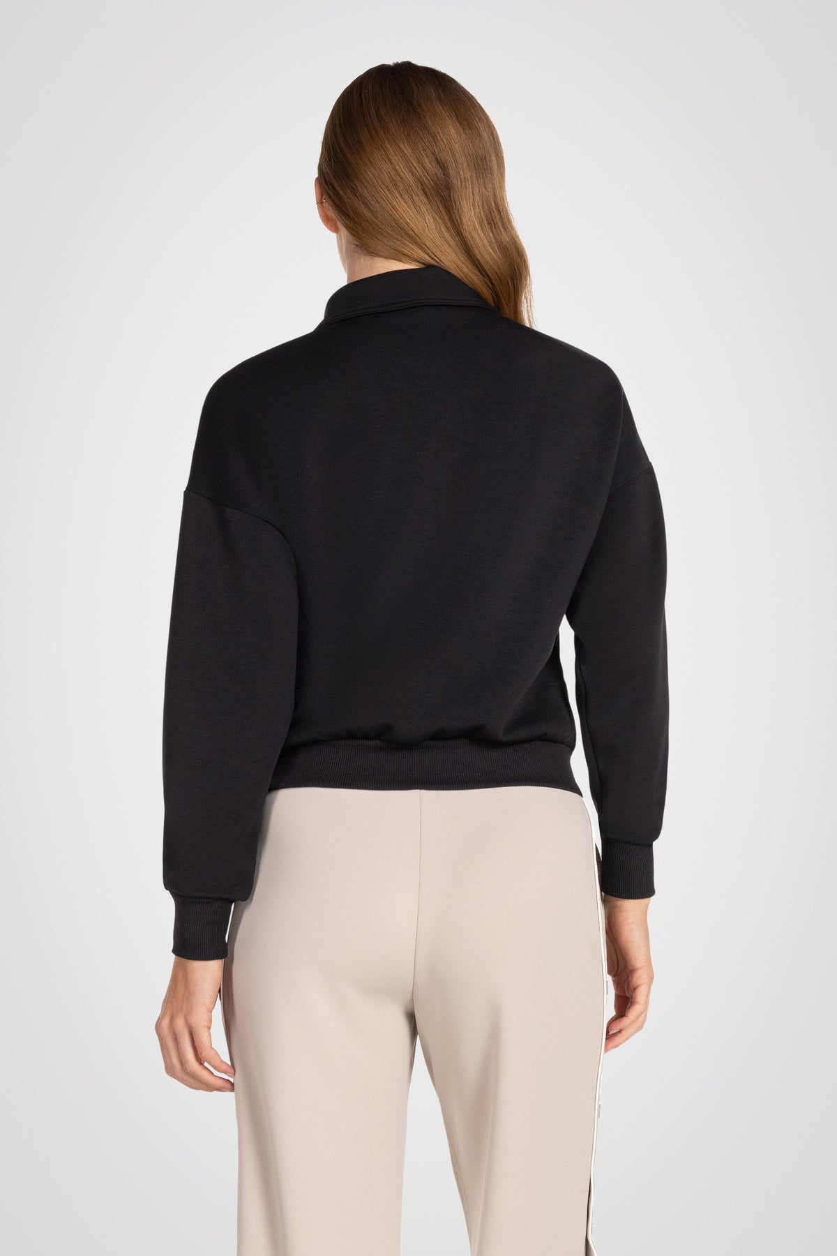 Riviera Cropped Zip Collar Top