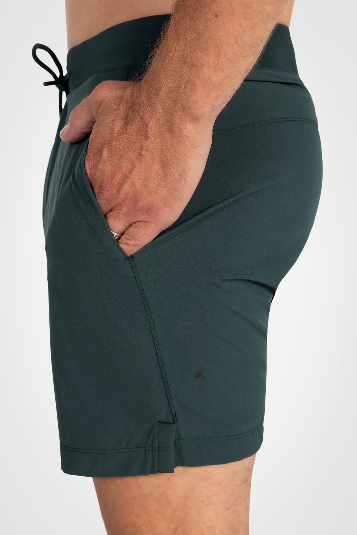 StrideFlex Airwoven Short
