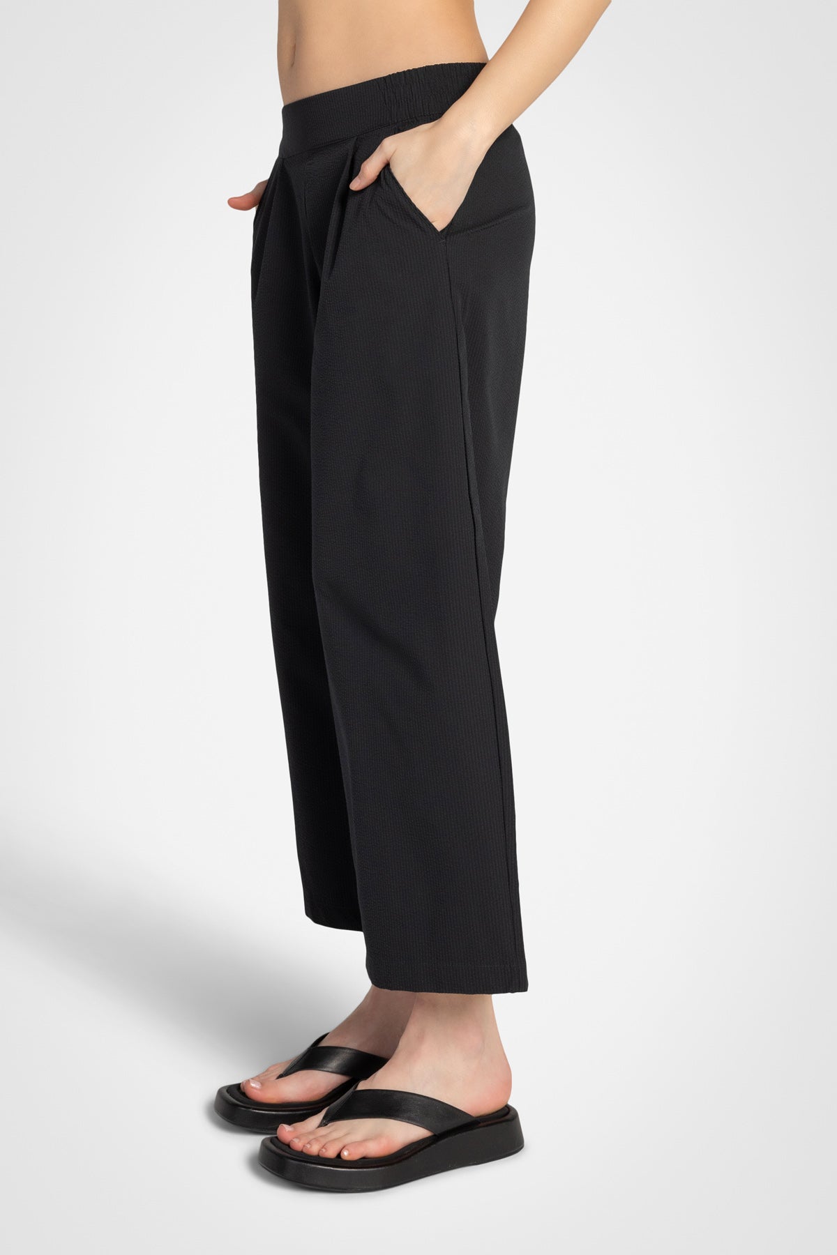 Pantalon court large en seersucker